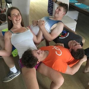 Meet your Posher, Hunter